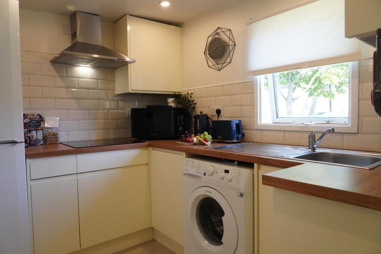 Cosy 1 Bed Garden Lodge Close To Nottingham City Centre - Free Parking & Wifi المظهر الخارجي الصورة