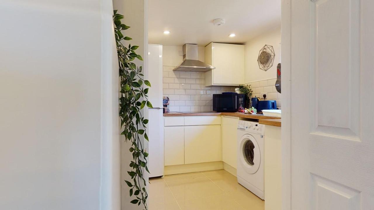 Cosy 1 Bed Garden Lodge Close To Nottingham City Centre - Free Parking & Wifi المظهر الخارجي الصورة